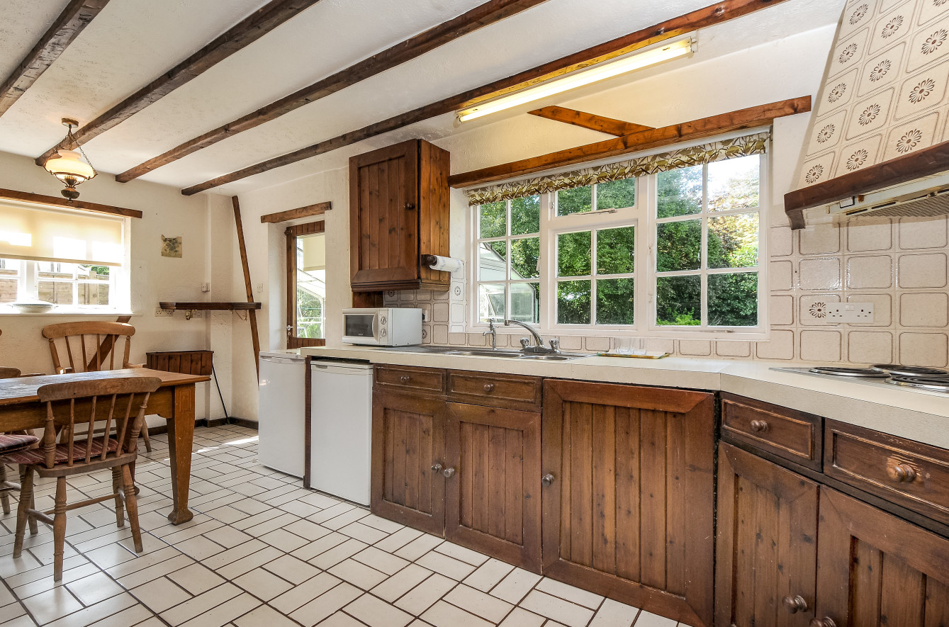 Beach House On Private Estate In Wittering Beach House On Private Estate In Wittering