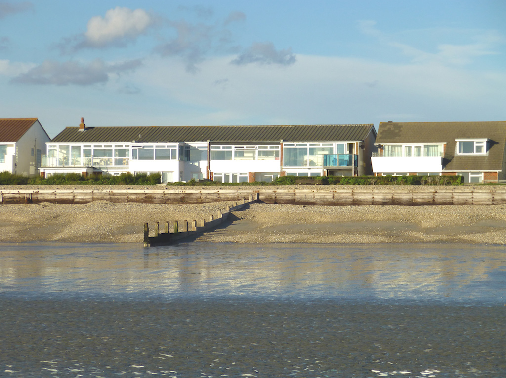 Holiday Lettings, West Wittering 59 Marine Drive Baileys Estate Agent