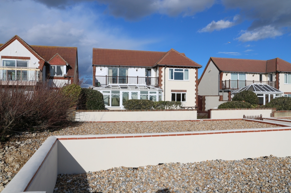 Holiday Lettings, West Wittering The Breeze Baileys Estate Agent