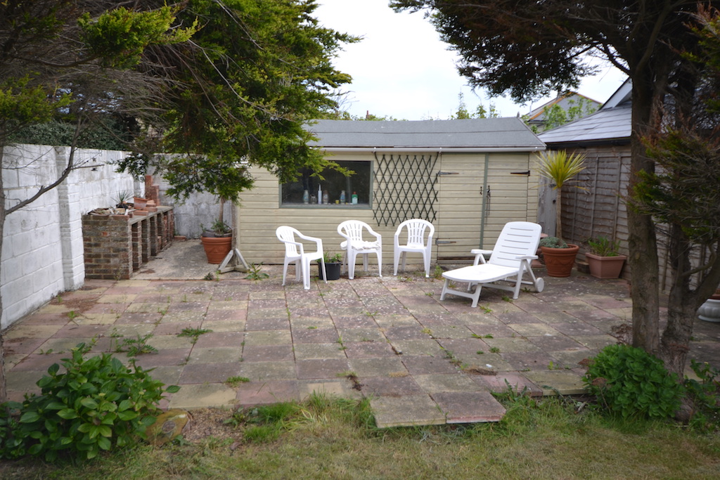 Property for Sale, Bracklesham Bay Fairview Baileys Estate Agent