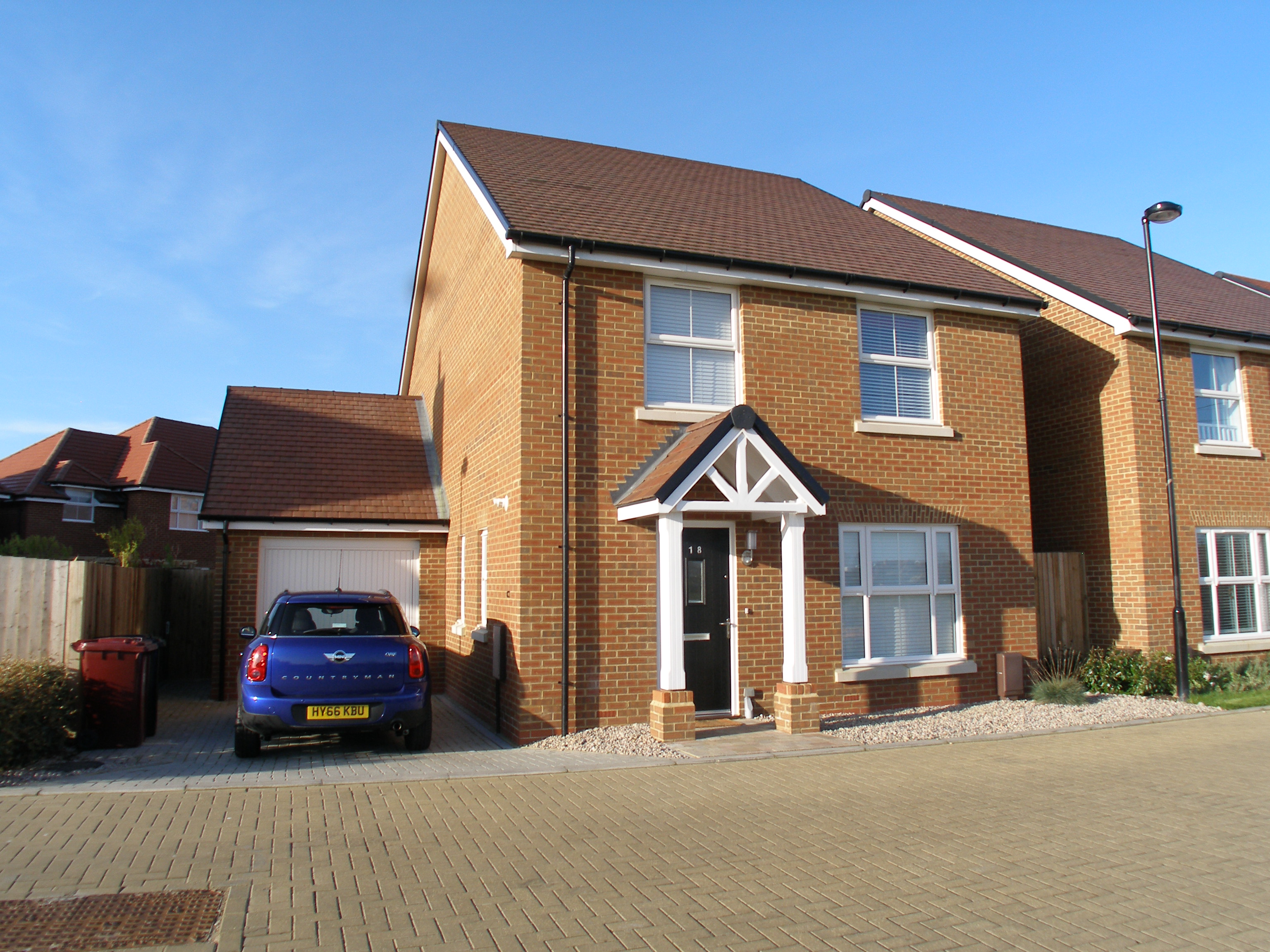 Property for Sale, Bracklesham Bay 18 Rowan Way Baileys Estate Agent