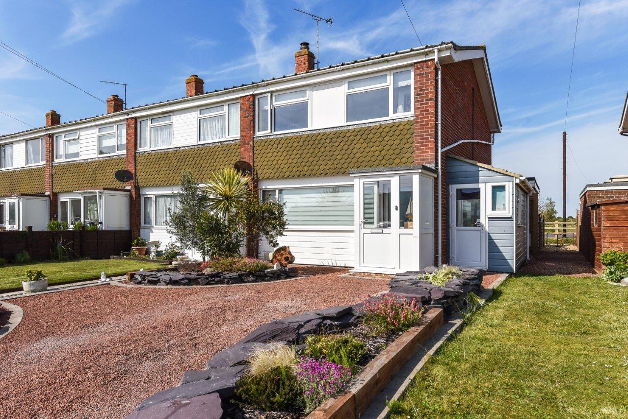 Property for Sale, East Wittering 14 Downview Close Baileys Estate Agent