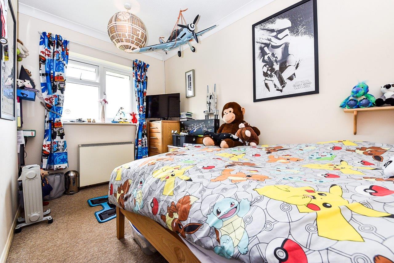 Property for Sale, West Wittering 8 Cakeham Way Baileys Estate Agent