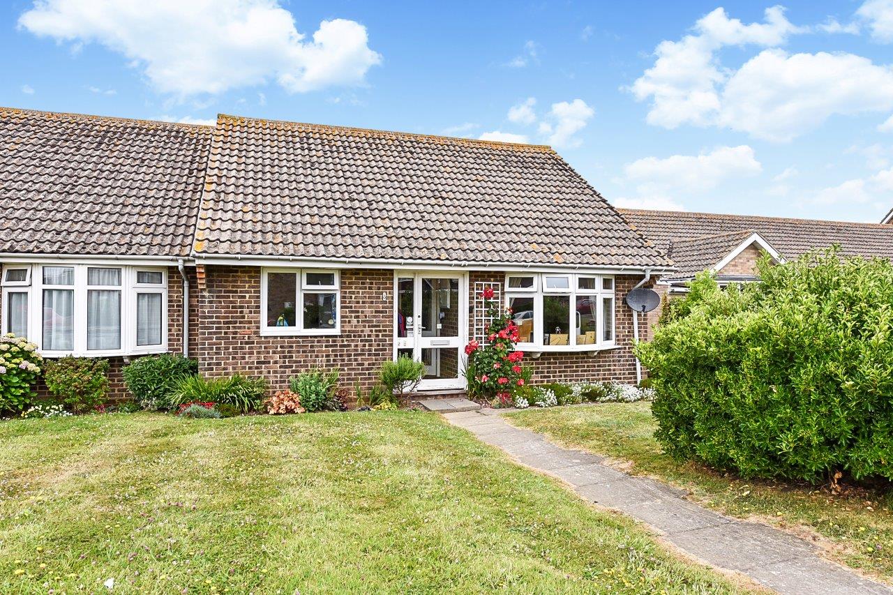 Property for Sale, West Wittering 8 Cakeham Way Baileys Estate Agent