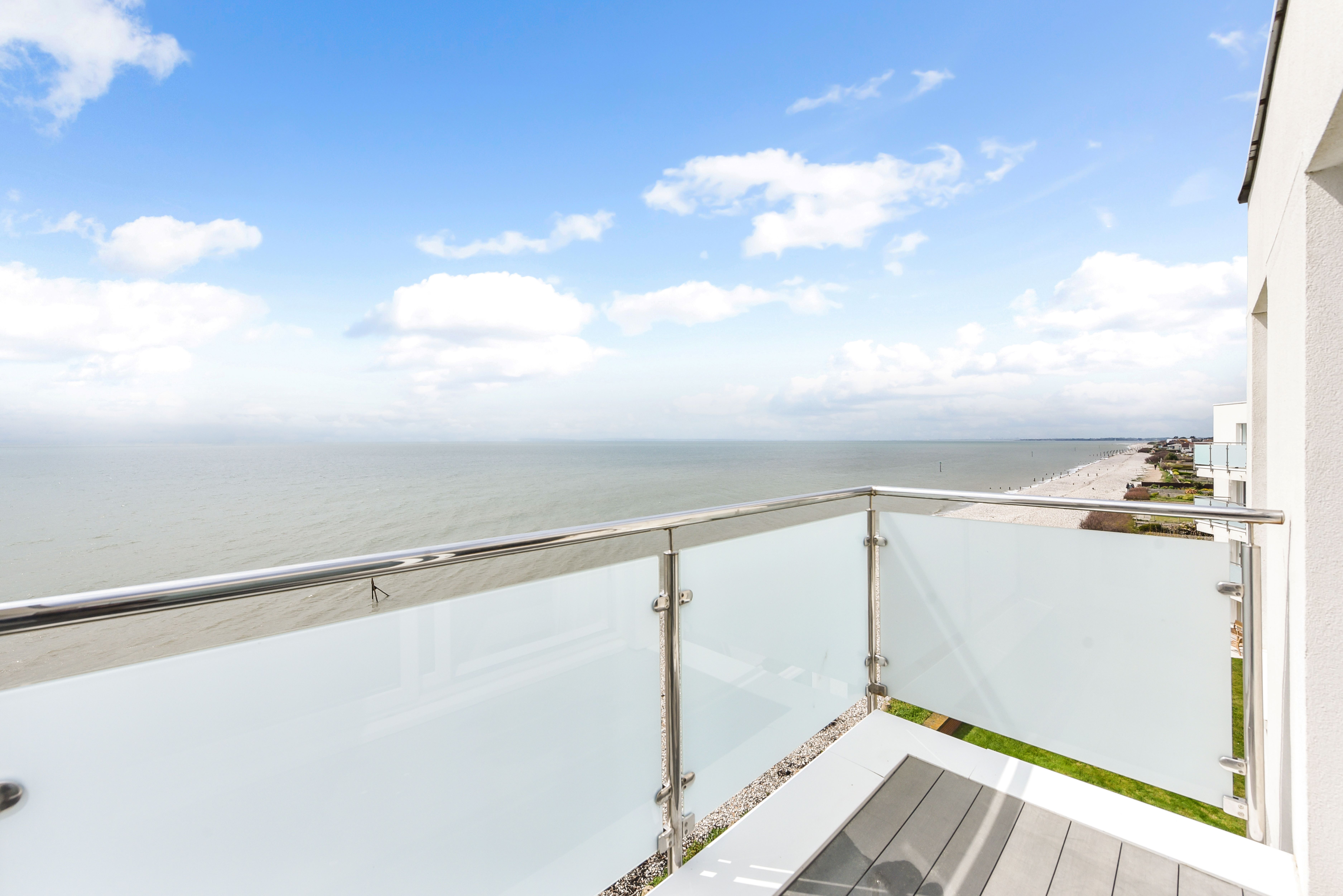 Property for Sale, East Wittering Seagate Court Baileys Estate Agent