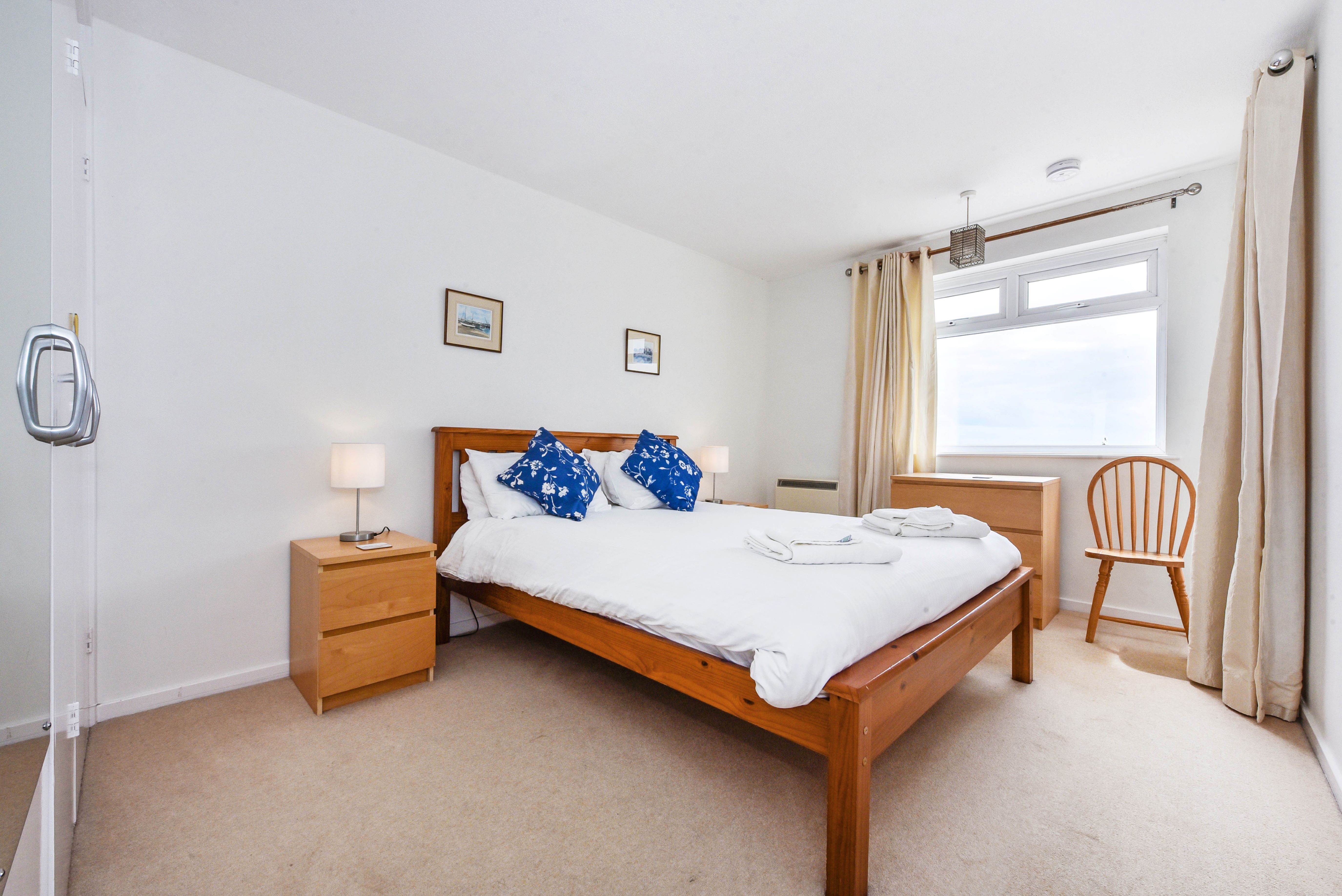 Property for Sale, East Wittering Seagate Court Baileys Estate Agent