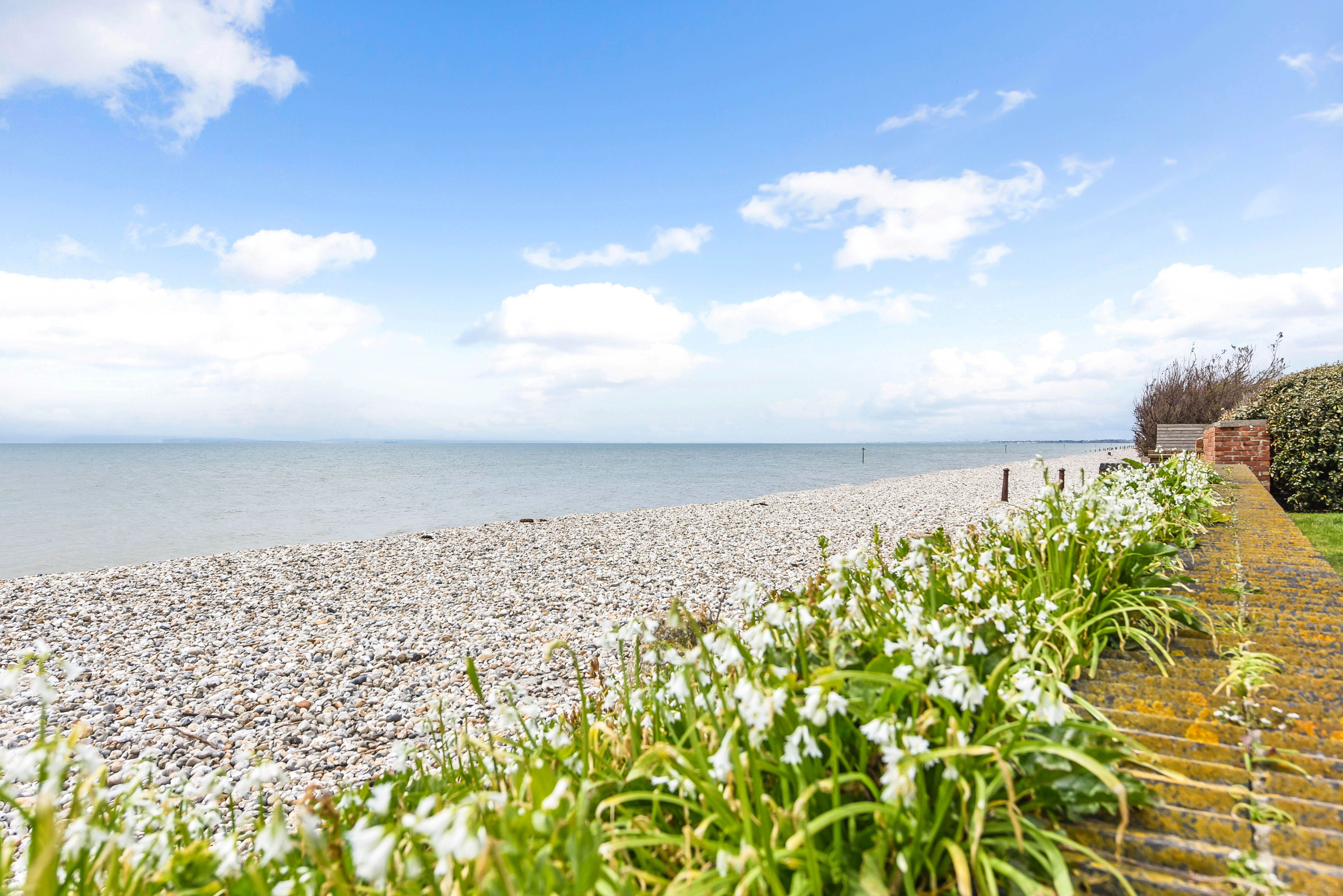 Property for Sale, East Wittering Seagate Court Baileys Estate Agent