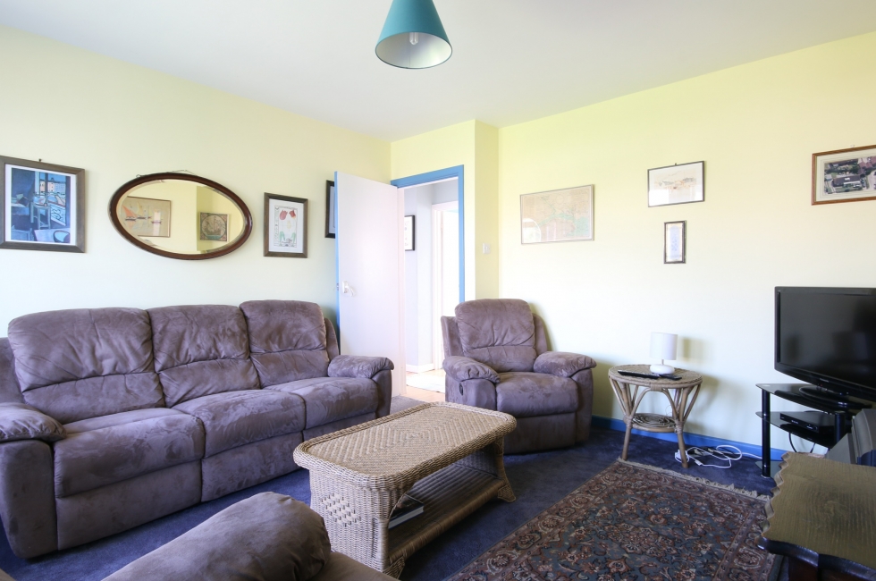 Holiday Lettings, East Wittering No. 1, The Gee Gee Baileys Estate Agent