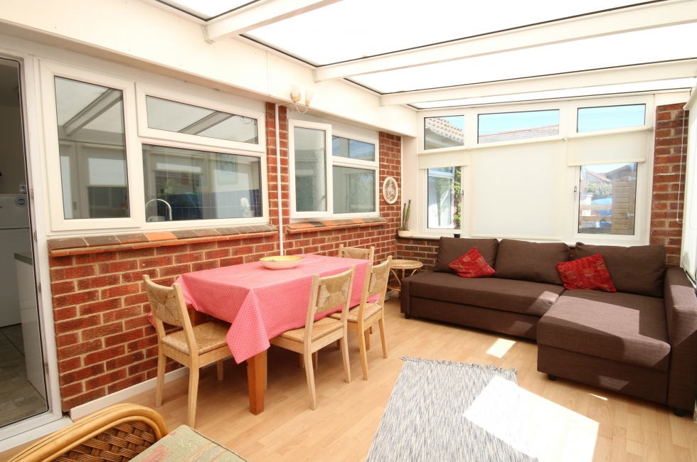 Holiday Lettings, East Wittering No. 1, The Gee Gee Baileys Estate Agent