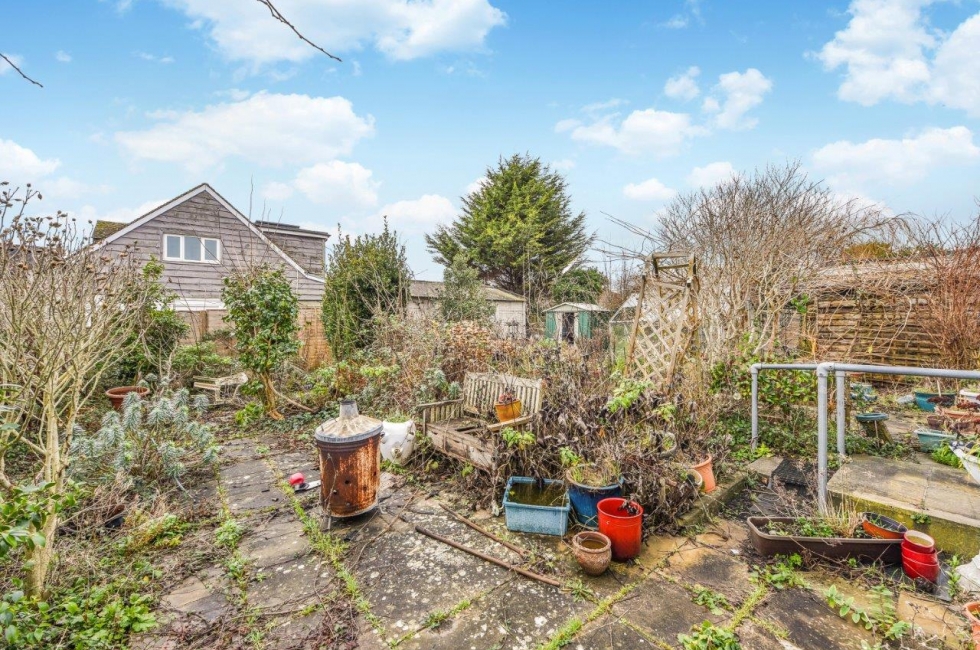 Property for Sale, East Wittering 48 Stocks Lane, PO20 8NJ Baileys Estate Agent