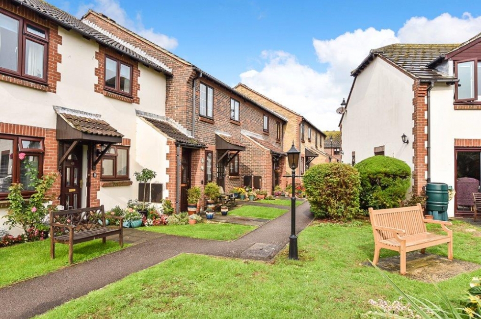 Property for Sale, East Wittering 34 Windmill Court Baileys Estate Agent