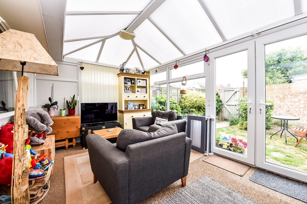 Property for Sale, West Wittering 8 Cakeham Way Baileys Estate Agent