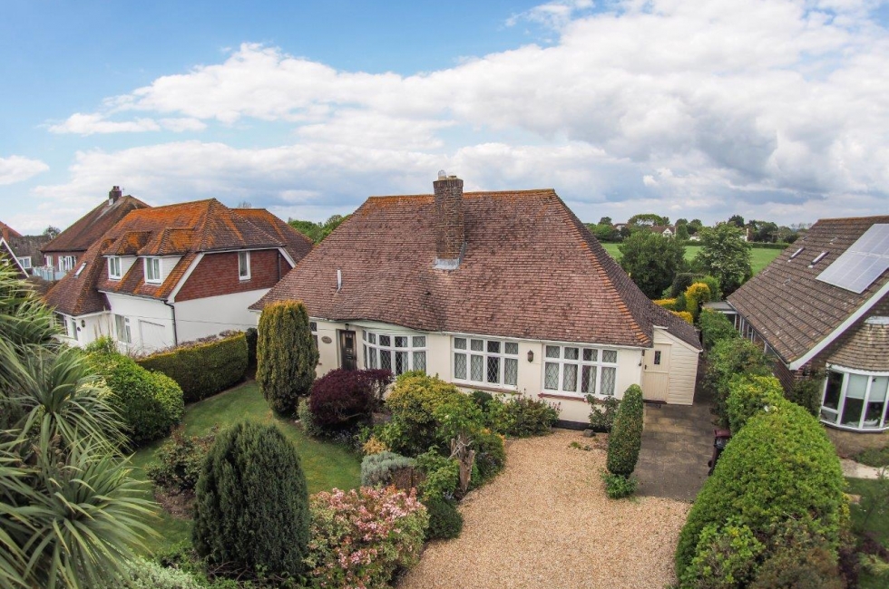 Property for Sale, West Wittering Amery Cottage Baileys Estate Agent