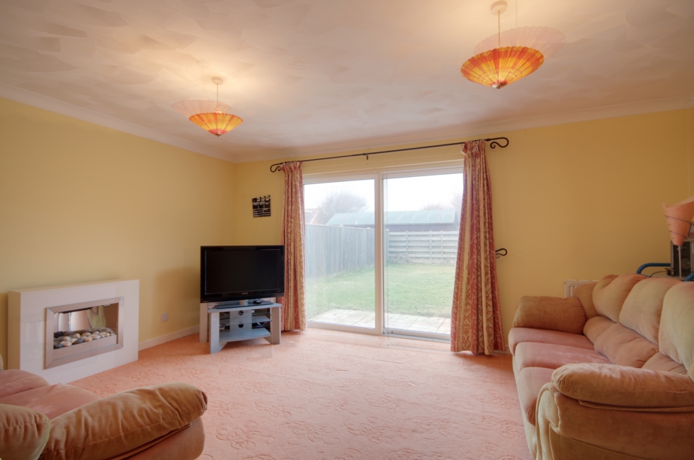 Property for Sale, Bracklesham Bay Wentworth, Fam Road Baileys