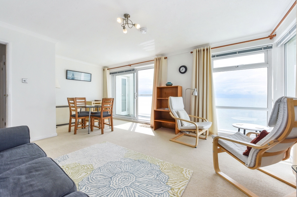 Property for Sale, East Wittering Seagate Court Baileys Estate Agent