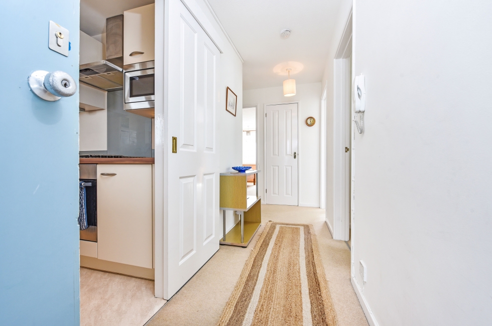 Property for Sale, East Wittering Seagate Court Baileys Estate Agent