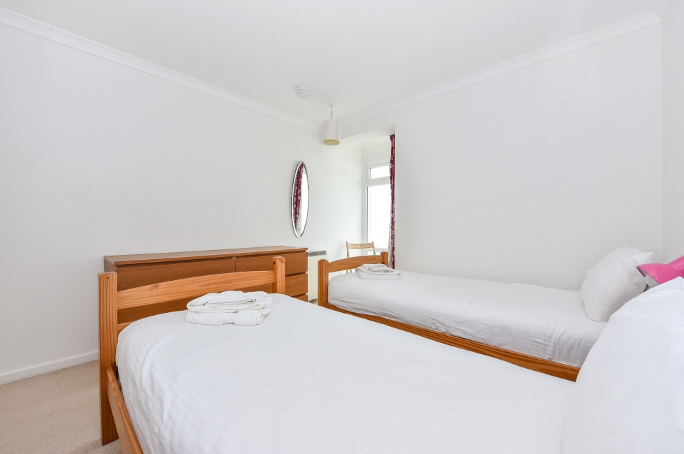 Property for Sale, East Wittering Seagate Court Baileys Estate Agent